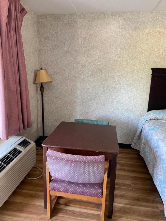 Riverfront Lodge Burkesville Esterno foto
